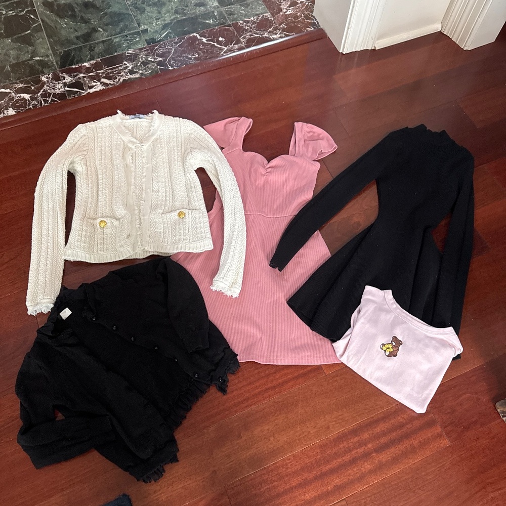 Lady’s small “preppy” bundle great condition